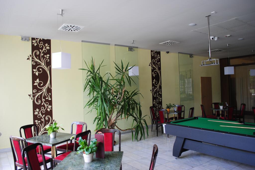 Hotel Claudius Szombathely Zewnętrze zdjęcie